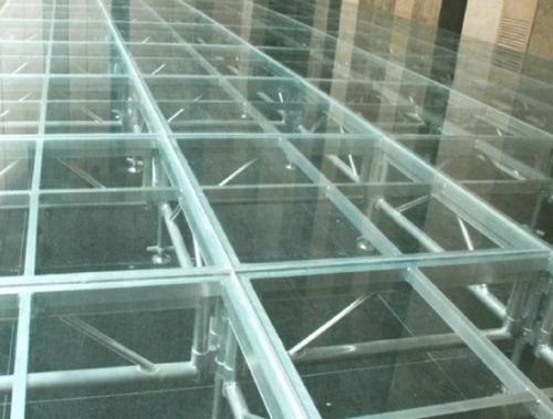 glass-platform